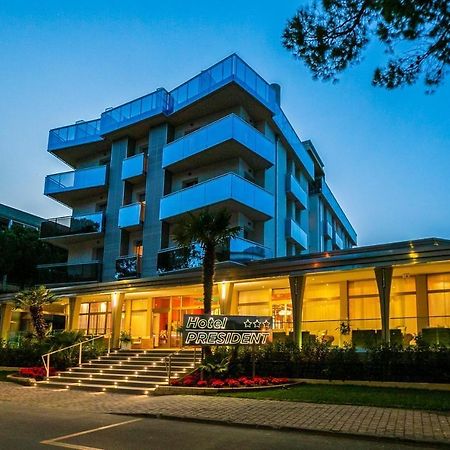 Hotel President Bibione Exterior photo
